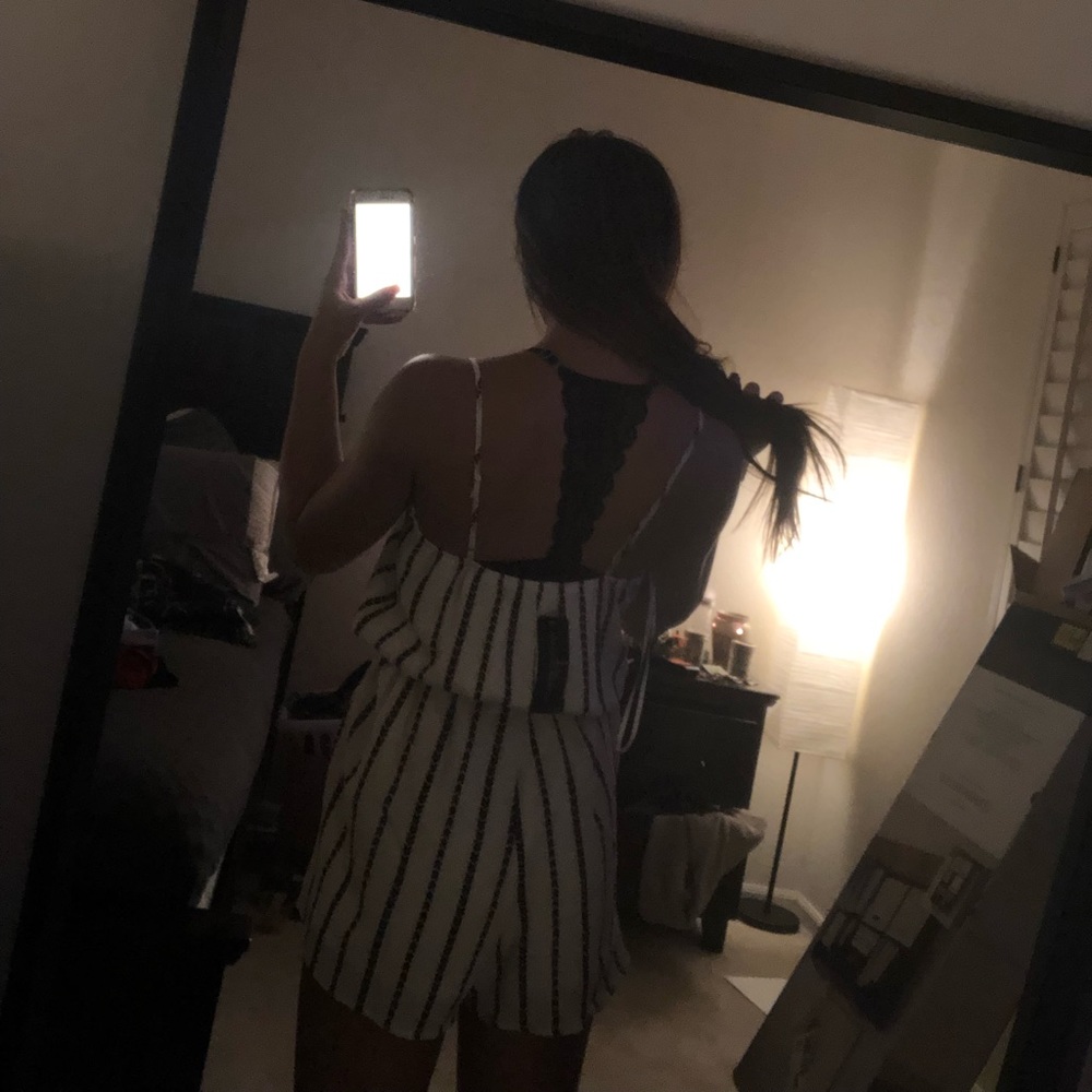 romper - Picture 2 of 3